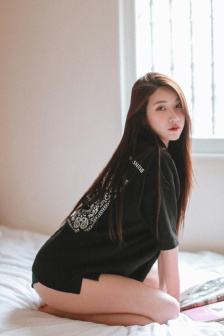 美丽的邻居电影在线观看全集免费